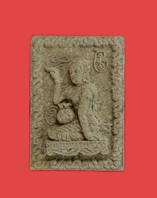 นางกวักโภคทรัพย์ เนื้อผง ฝังพลอยเสก หลวงพ่อหม่ำ วัดนพรัตนาราม ต.กรุงชิง อ.นบพิตำ จ. นครศรีธรรมราช เนื้อผงพุทธคุณ ผงว่าน พระเก่าสวย [..] | https://kamulet.in.th