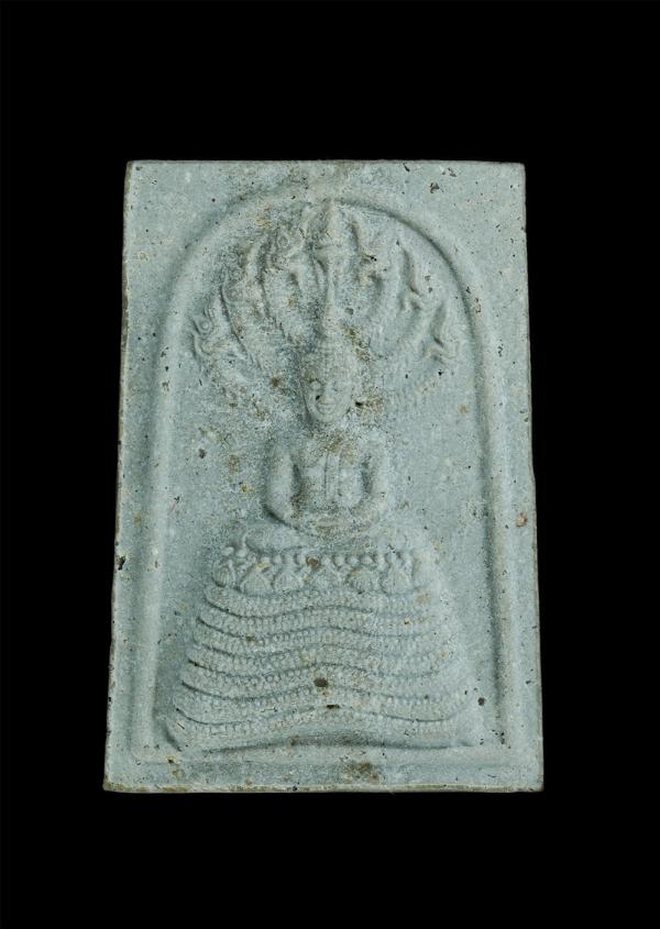 พระสมเด็จนาคปรก รุ่นปกปักรักษา หลวงพ่อแพ วัดพิกุลทอง จ.สิงห์บุรี ครบ69พรรษา ปี2539 เนื้อผงพุทธคุณ ผงว่าน พระนาคปรก มีพุทธคุณสูง เส [..] | https://kamulet.in.th