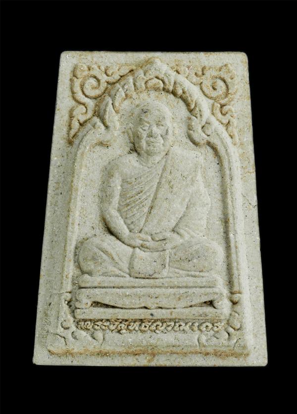 พระผงรูปเหมือนหลวงพ่อสมชาย ฐิตวิริโย วัดเขาสุกิม จ.จันทบุรี รุ่นฉลองครบรอบอายุ 72 ปี พ.ศ. 2540 หลังยันต์ เมตตา ปลอดภัย ร่ำรวย มหาศ [..] | https://kamulet.in.th