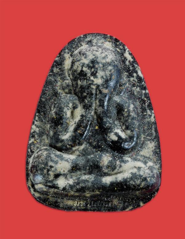 พระปิดตามหาเสน่ห์ รุ่นแรก หลวงตาขึม วรธมฺโม(พระครูสุชัยวรธรรม) วัดผักขะ ต.ลิ้นฟ้า อ.ยางชุมน้อย จ.ศรีสะเกษ เนื้อผงพุทธคุณ ผงว่าน ผง [..] | https://kamulet.in.th