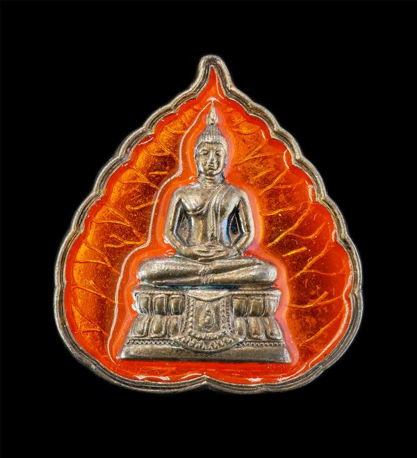 เหรียญพระพุทธพรรณีศรีธรรมไภสัช เนื้อกะไหล่ลงยาสีส้ม เลข20179(มีตอกโค๊ต) วาระเฉลิมพระชนมพรรษาในหลวง ร.๙ ๗ รอบ (84 พรรษา) พระเกจิอาจ [..] | https://kamulet.in.th