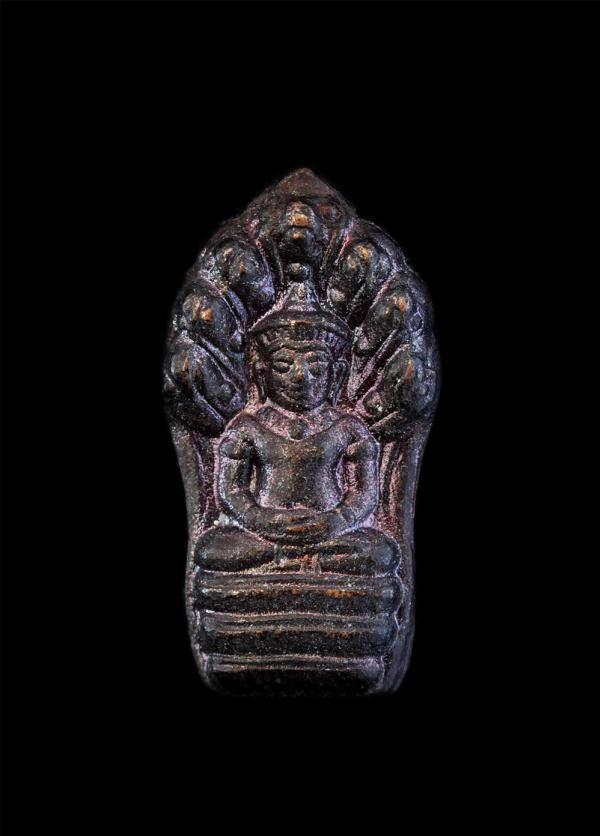 พระปรกใบมะขาม หลังยันต์ นะชาลีติ ปี2534 วัดป่าประดู่ อ.เมือง จ.ระยอง หลวงปู่คร่ำ วัดวังหว้า หลวงพ่อรวย วัดท่าเรือ และพระเกจิหลายท่ [..] | https://kamulet.in.th