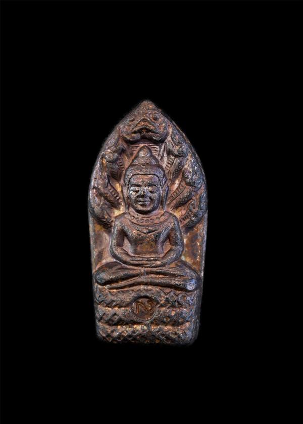 พระปรกใบมะขาม หลวงปู่คร่ำ วัดวังหว้า อ.แกลง จ.ระยอง รุ่นอุปถัมภ์ ปี2537 เนื้อทองแดง หลวงปู่คร่ำ ยโสธโร หรือ หลวงปู่คร่ำ อรัญวงศ์ พ [..] | https://kamulet.in.th