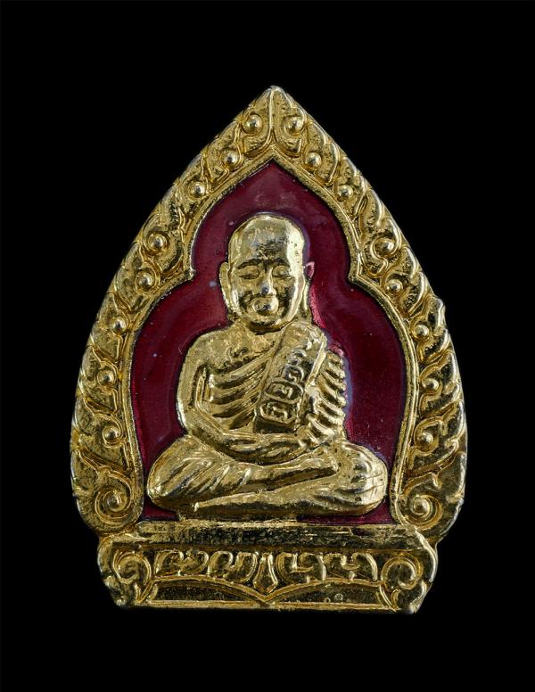 เหรียญหลวงพ่อเงิน วัดบางคลาน ปี2537 รุ่นสร้างวัดครบ 99 ปี วัดหาดแตงโม อ.ตะพานหิน จ.พิจิตร เนื้อกะไหล่ทองลงยาแดงสวยงาม พระเก่าสวยสภ [..] | https://kamulet.in.th