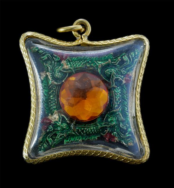 จตุนาคราชมหาราชาธิบดี มูลนิธิพุทธคยา รุ่น1 ปี60 สีเขียวเหนี่ยวทรัพย์ พิธีบวงสรวงเทวาภิเษก ณ ศาลเจ้าพ่อปู่ศรีสุทโธ วังนาคินทร์ คำชะ [..] | https://kamulet.in.th