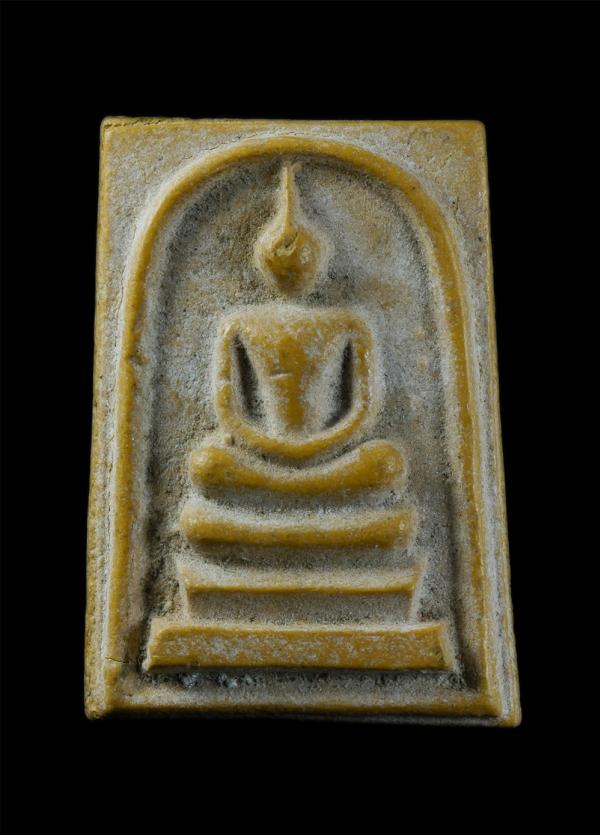 พระสมเด็จรุ่นแรก หลวงปู่เกลี้ยง มนุญฺโญ (พระครูพิศิษฐชโลปการ) วัดเนินสุทธาวาส จ.ชลบุรี ปี2536 เนื้อผงพุทธคุณ ผงว่าน พระเกจิดังต้นต [..] | https://kamulet.in.th