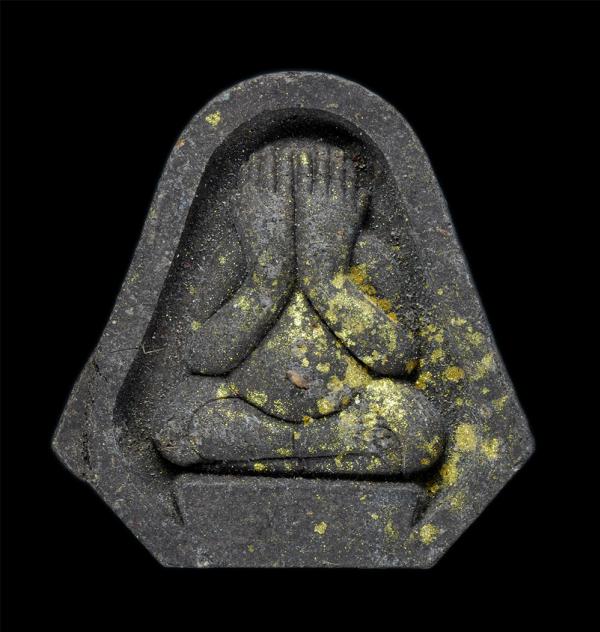 พระปิดตามหาลาภ ปี2563 หลวงพ่อโพธิ์ วัดแม่น้ำคู้(เก่า) ต.แม่น้ำคู้ อ.ปลวกแดง จ. ระยอง เนื้อพุทธคุณ ผงว่าน ผงใบลาน มวลสารหลวงพ่อสาคร [..] | https://kamulet.in.th