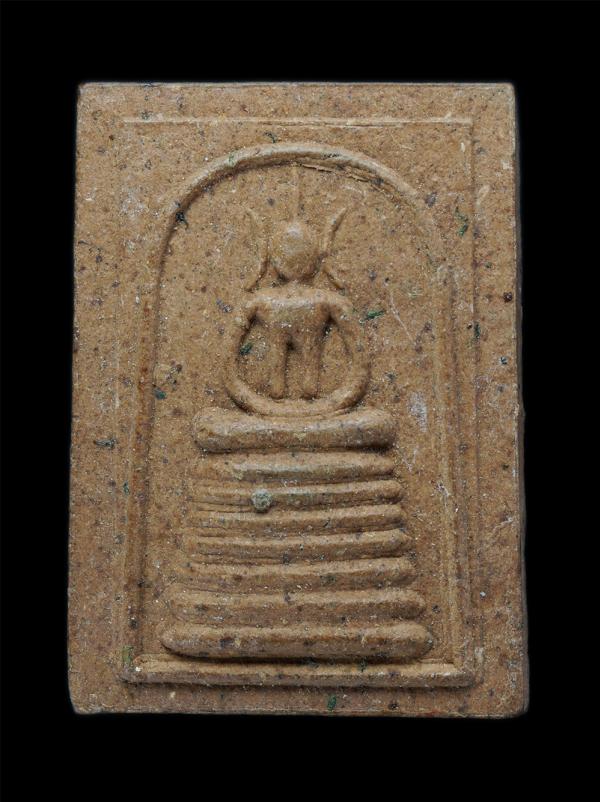 พระสมเด็จหลังรูปเหมือน หลวงปู่เกลี้ยง มนุญฺโญ (พระครูพิศิษฐชโลปการ) วัดเนินสุทธาวาส อ.เมือง จ.ชลบุรี ปี2555 เนื้อผงพุทธคุณ ผงว่าน  [..] | https://kamulet.in.th