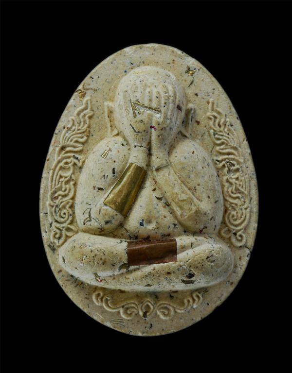 พระปิดตา รุ่น รวยมหาเศรษฐี หลวงปู่บุญมา โชติธัมโม สำนักสงฆ์เขาแก้วทอง จ. ปราจีนบุรี ปี2564 เนื้อผงพุทธคุณ ผงว่าน โรยผงตะไบทองชนวน  [..] | https://kamulet.in.th