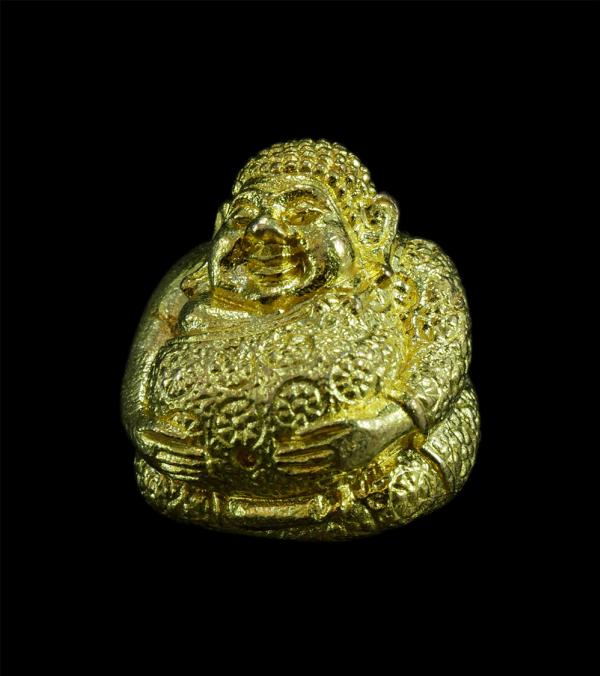 ลูกอมพระสังกัจจายน์ อุดกริ่งรุ่นแรก หลวงพ่อเพี้ยน วัดเกริ่นกฐิน จ.ลพบุรี ปี2553 เนื้อทองผสม พระเก่าสวย | https://kamulet.in.th