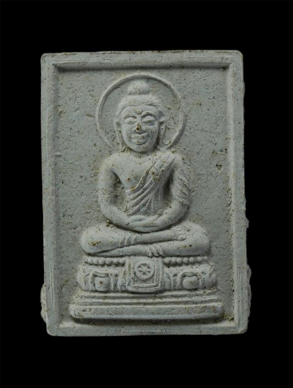 พระผงประทานอภัย วัดป่าประดู่ อ.เมือง จ.ระยอง เนื้อผงพุทธคุณ ผงว่าน พร้อมซ่องเดิมๆ | https://kamulet.in.th