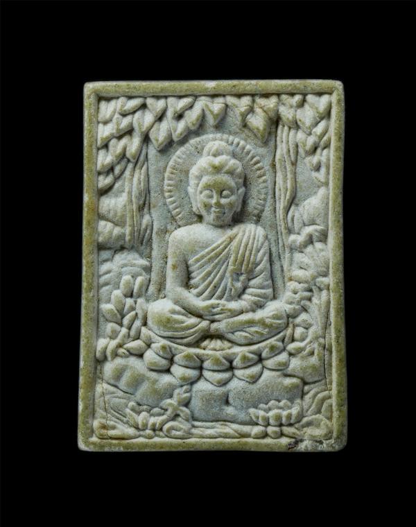 พระผง พระพุทธเจ้าปางสมาธิใต้ต้นโพธิ์ หลวงตาชัย วัดหินโค้ง อ.บ้านค่าย จ.ระยอง ปี2535 เนื้อผงพุทธคุณ ผงว่าน พระเก่าสวย น่าเก็บสะสมบู [..] | https://kamulet.in.th