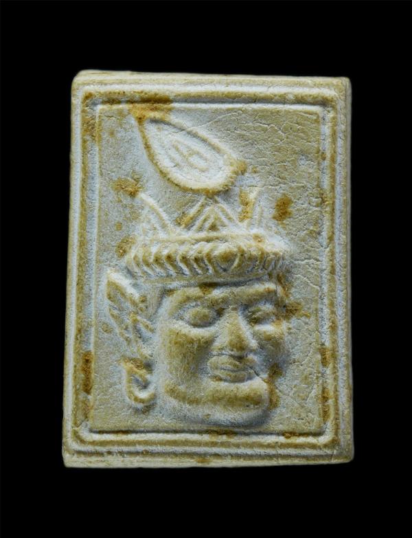 พระผงเศียรพ่อแก่ หลังตะโพน หลวงพ่อรวย ปาสาทิโก วัดตะโก จ.อยุธยา เนื้อผงพุทธคุณ ผงว่าน พระเก่าสวย มวลสารดี พิมพ์เล็กหายาก น่าเก็บสะ [..] | https://kamulet.in.th