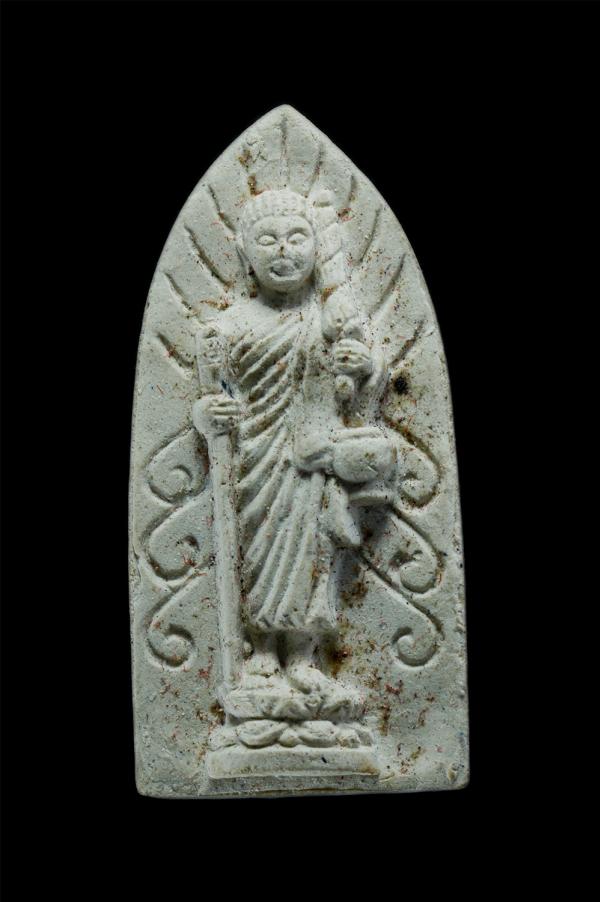 พระสิวลี มหาลาภ วัดราษฎร์บำรุง ต.คลองสอง อ.หนองจอก จ.ปทุมธานี เนื้อผงพุทธคุณ ผงว่าน หลังยันต์ พระเก่าสวย มวลสารดี พร้อมกล่องเดิมๆ | https://kamulet.in.th