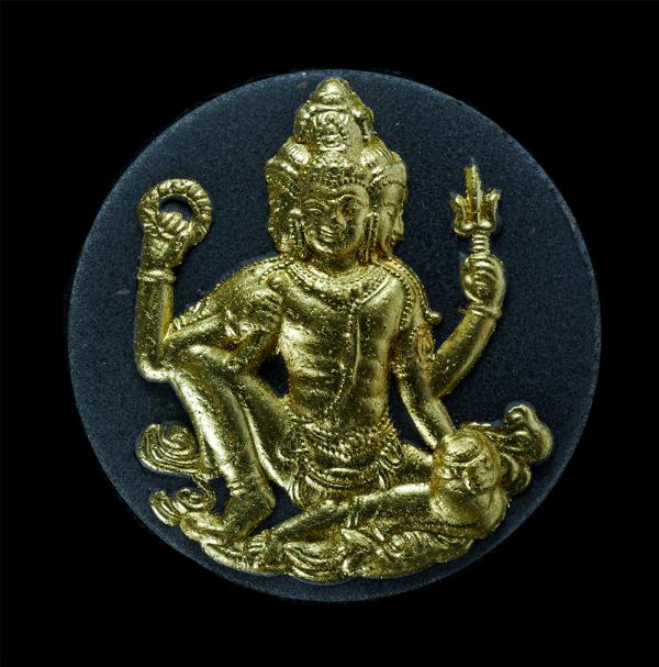 พระตรีมูรติ พระเสาชิงช้า กรุงเทพมหานคร จัดสร้าง ปี2550 เนื้อผงพุทธคุณ ผงว่าน ผงใบลาน มวลสารจากเสาชิงช้าต้นเก่าและใหม่ มวลสารจากวัด [..] | https://kamulet.in.th