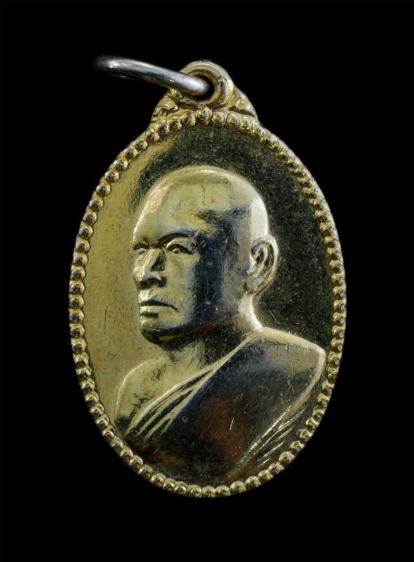 เหรียญหันข้างขอบเกลียวเชือก หลวงพ่อแพ เขมังกโร วัดพิกุลทอง จังหวัดสิงห์บุรี หลังยันต์มงกุฎพระพุทธเจ้า ยันต์พุฒซ้อน ปี2536 เนื้อกะไ [..] | https://kamulet.in.th