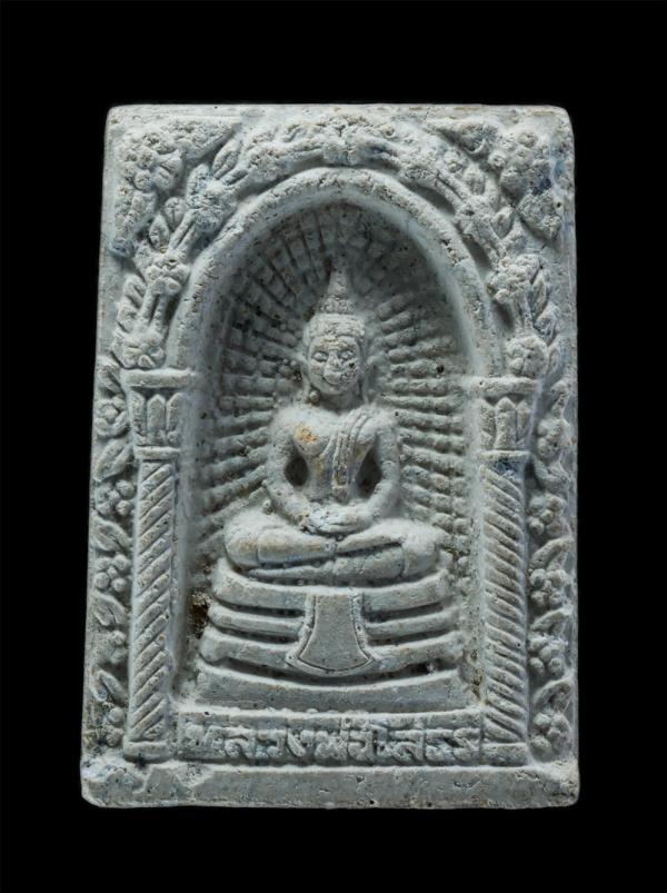 พระผงหลวงพ่อโสธร วัดสุนทรพิชิตาราม(บึงพระอาจารย์) จ.นครนายก เนื้อผงพุทธคุณ | https://kamulet.in.th