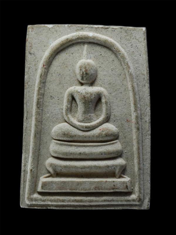 พระสมเด็จหลังรูปเหมือน รุ่น 1 หลวงพ่อหลี อินทโชติ(พระครูฉันทวิริยคุณ) วัดสว่างอารมณ์ อ.เมือง จ.สุพรรณบุรี เนื้อผงพุทธคุณ ผงว่าน ฝั [..] | https://kamulet.in.th