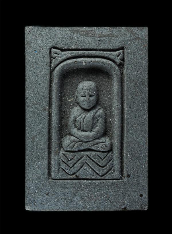 พระผงหลวงปู่ทวด พิมพ์กลักไม้ขีด รุ่น หลวงปู่ทวดเหยียบน้ำทะเลจืด นะโม โพธิสัตโต อาคันติมายะ อิติภะคะวา ไตรมาส 2562 วัดช้างให้ จ.ปัต [..] | https://kamulet.in.th