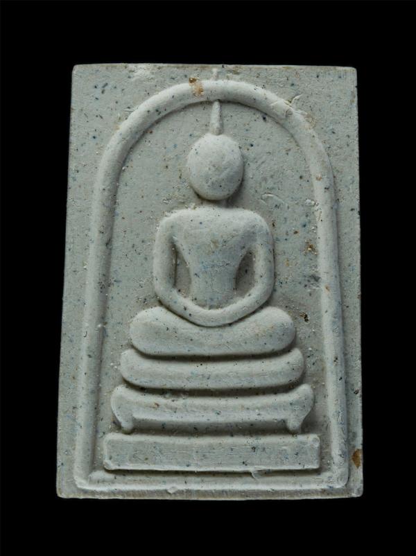 พระสมเด็จหลวงพ่อสุกรี สุตาคโม(พระเทพวรมุนี)วัดหนังราชวรวิหาร แขวงบางค้อ เขตจอมทอง กรุงเทพฯ รุ่นฉลองอายุ 72 ปี พ.ศ.2543 เนื้อผงพุทธ [..] | https://kamulet.in.th