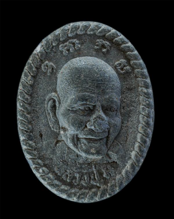 พระผงดวงเศรษฐี มีรวยทรัพย์ หลวงปู่มี ฐิตสาโร(พระครูมหามงคลปัจจันตเขต) วัดบ้านโพนทอง ต.ด่าน อ.กาบเชิง จ.สุรินทร์ เนื้อผงพุทธคุณ ผงว [..] | https://kamulet.in.th