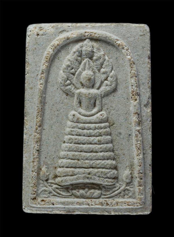 พระนาคปรก เนื้อผงพุทธคุณ หลวงพ่อทองกลึง วัดเจดีย์หอย จ.ปทุมธานี เนื้อผงพุทธคุณ หลวงพ่อทองกลึง ท่านเป็นศิษย์ของหลวงพ่อสละ แห่งวัดปร [..] | https://kamulet.in.th