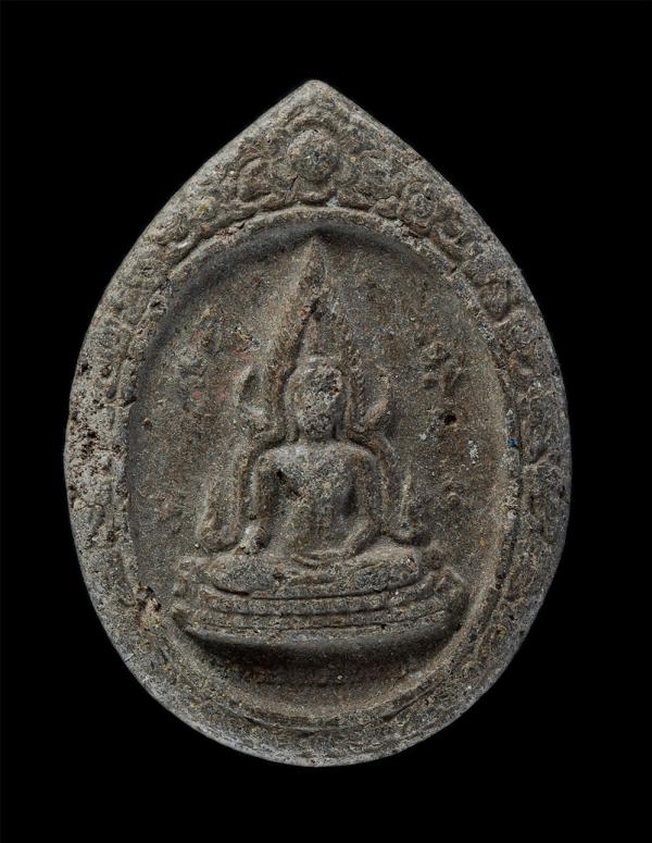 พระพุทธชินราชเนื้อผง รุ่นปิดทอง สร้างปี 2547 พระเทพรัตนกวี เจ้าอาวาสรูปปัจจุบัน วัดพระศรีรัตนมหาธาตุวรมหาวิหาร จ.พิษณุโลก ได้นำแผ่ [..] | https://kamulet.in.th