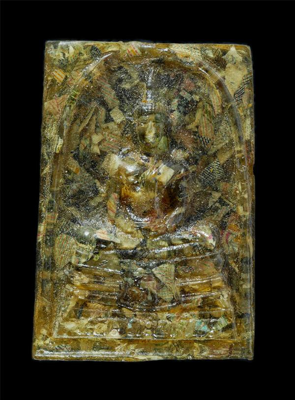 หลวงพ่อพุทธโสธร รุ่น เนื้อแบงค์ขวัญถุงมหาเศรษฐี ปี2540 วัดโสธรวรารามวรวิหาร จ.ฉะเชิงเทรา โดยนำธนบัตรเก่าแบงค์จริงๆ ชนิด 1,000 ,500 [..] | https://kamulet.in.th