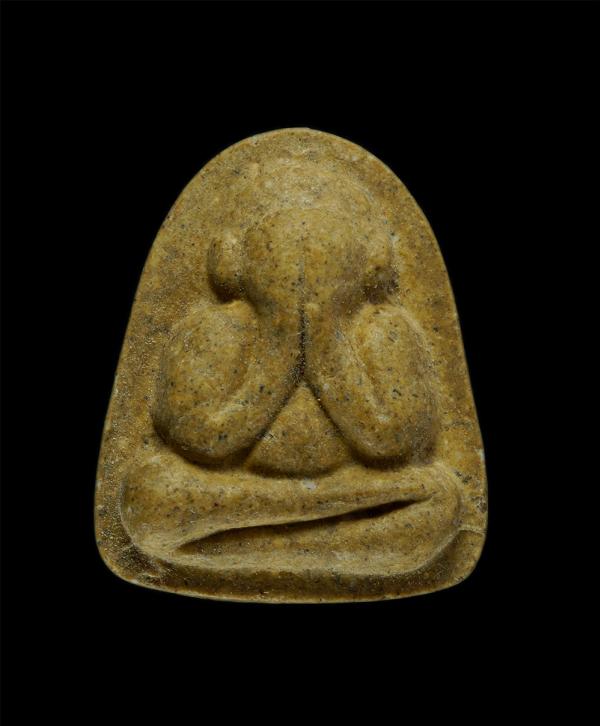 พระปิดตา รุ่นรวยทันใจ หลวงปู่พา กาญจโน (พระครูพิพัฒน์กิจจาภิรม)อายุ 79 ปี 42 พรรษา วัดประชุมมิตรบำรุง อ.บ้านฉาง จ.ระยอง หลังยันต์  [..] | https://kamulet.in.th