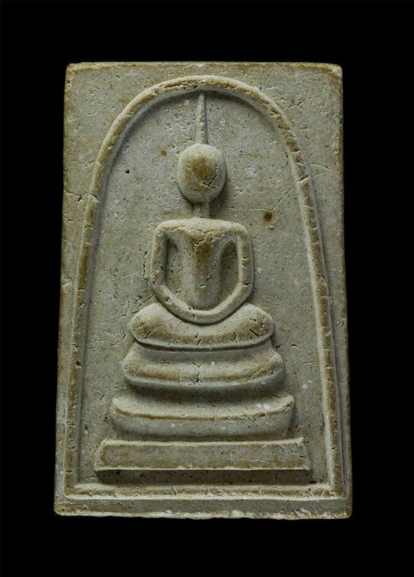 พระสมเด็จหลวงพ่อตุ๋ย(พระครูปัญญาวิรัช) รุ่นปฏิสังขรณ์พระอุโบสถ วัดราษฎร์นิยม อ.ผักไห่ จ.อยุธยา เนื้อผงพุทธคุณ ผงว่าน พระเก่าสวย มว [..] | https://kamulet.in.th