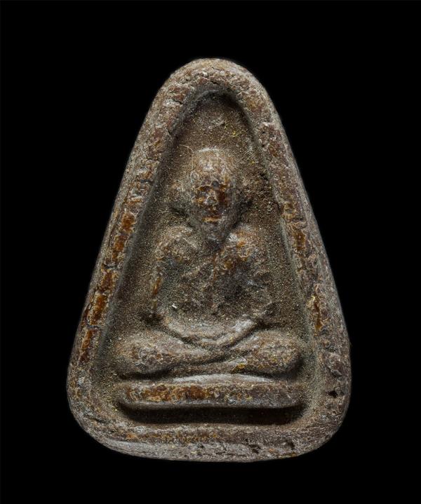 พระเสด็จกลับ เนื้อแดงมันปู หลวงปู่สุภา กันตะสีโล วัดสารอด กรุงเทพฯ ปี2506 พิมพ์ อ.คง อาจารย์ขุนแผน เนื้อผงพุทธคุณ ผงว่าน มาลสารพิเ [..] | https://kamulet.in.th