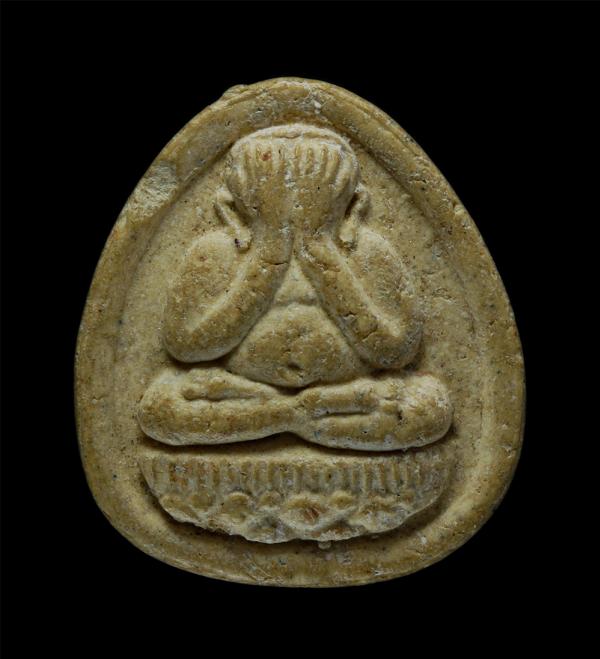 พระปิดตา หลังยันต์ สวย เนื้อผงเก่าเข้มขัง พระเก่ามวลสารดี  | https://kamulet.in.th