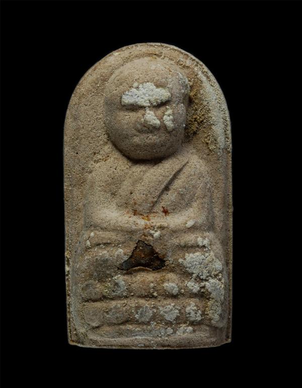 หลวงปู่ทวด เหยียบน้ำทะเลจืด รุ่นบุญญฟทธิ์ วัดทรงเมตตา ต.บางเสร่ อ.สัตหีบ จ.ชลบรี ปี2548 เนื้อผงพุทธคุณ ผงว่าน 108 เกษรดอกไม้ 108 ร [..] | https://kamulet.in.th