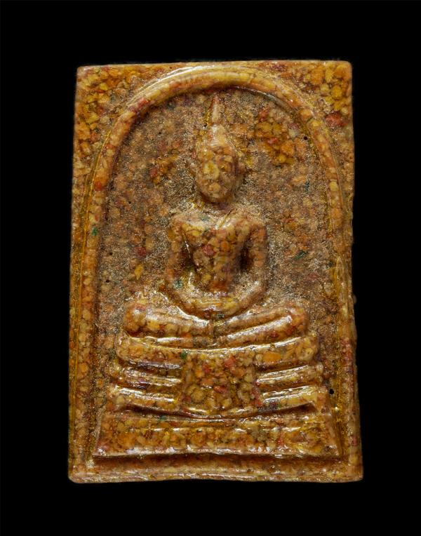 หลวงพ่อโสธร เนื้อกระเบื้องหลังคาโบสถ์(หลังเก่า) วัดโสธรวรารามวรวิหาร จ.ฉะเชิงเทรา ปี2537 พระรุ่นนี้ผ่านการเสกในพิธีใหญ่หลายครั้ง ไ [..] | https://kamulet.in.th