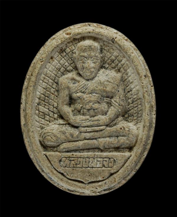 พระผงรูปเหมือนหลวงพ่อจง หลวงพ่อแม้น อาจารสัมปันโน วัดหน้าต่างนอก อยุธยา สร้างปี2540 เนื้อผงพุทธคุณ ผงว่าน | https://kamulet.in.th