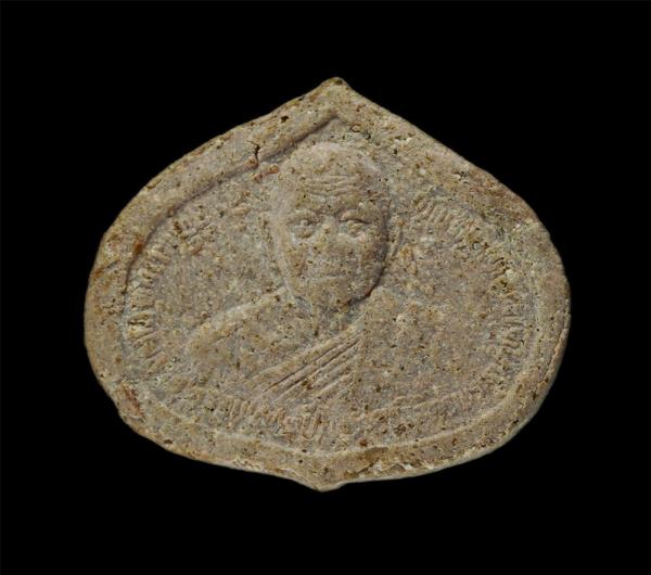 พระผงหลวงพ่อคลิ้ง อัตถจาโร(ครูวิจิตรพรหมวิหาร-ท่านเจ้าคุณพระมงคลพฤฒาจารย์ ) วัดหาดใหญ่ใน(วัดมหัตตมังคลาราม) จ.สงขลา อายุ 6 รอบ 72  [..] | https://kamulet.in.th