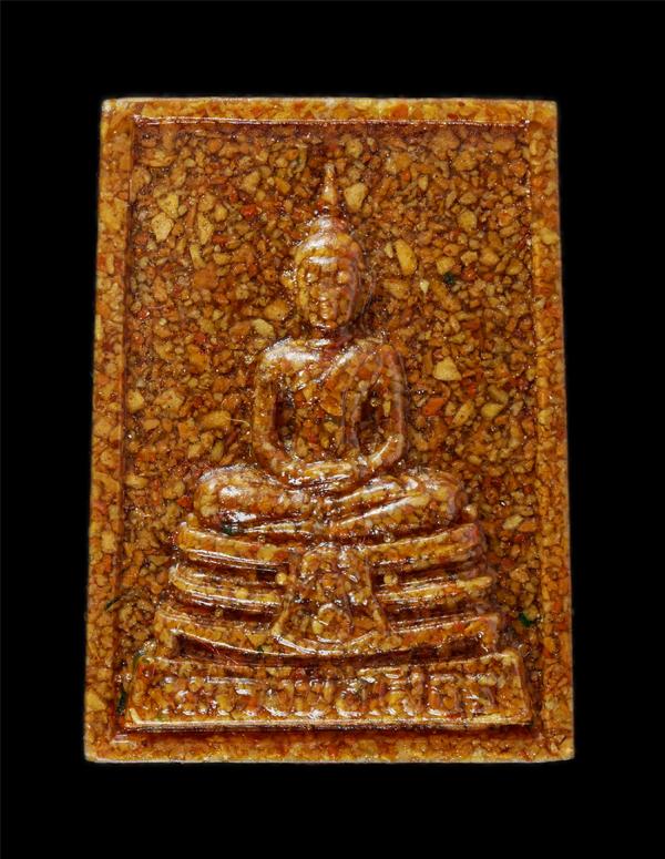 หลวงพ่อโสธร เนื้อกระเบื้องหลังคาโบสถ์(หลังเก่า) วัดโสธรวรารามวรวิหาร จ.ฉะเชิงเทรา ปี2537 พระรุ่นนี้ผ่านการเสกในพิธีใหญ่หลายครั้ง ไ [..] | https://kamulet.in.th