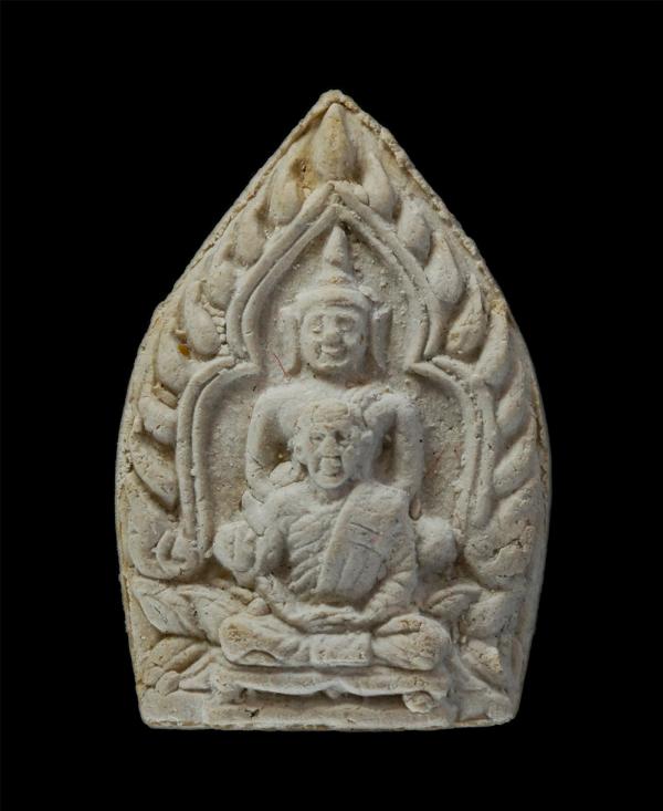 พระผงเจ้าสัวพิมพ์ซ้อน หลวงพ่อเชิญ ปุญญสิริ วัดโคกทอง จ.พระนครศรีอยุธยา รุ่นเชิญทรัพย์ หลังยันต์กลับ รุ่น 1 พิธีเสาร์ 5 ปี2536 เนื้ [..] | https://kamulet.in.th