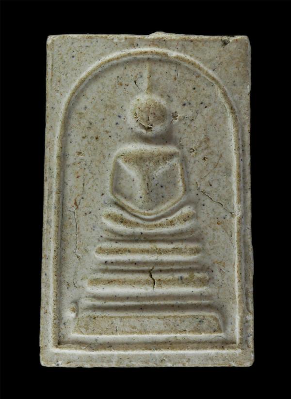 พระสมเด็จ หลังพระนาคปรก วัดเศวตฉัตร กรุงเทพฯ เนื้อผงพุทธคุณ ผงว่าน | https://kamulet.in.th