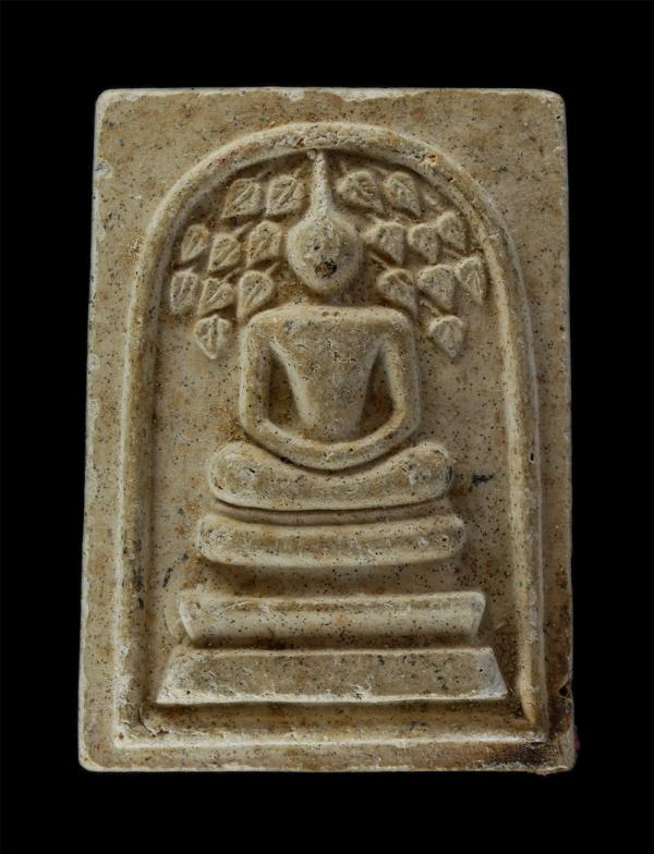 พระสมเด็จปรกโพธิ์ 9 x 2  = 18 ใบ เนื้อผงพุทธคุณ พระเก่าสวย มวลสารดี | https://kamulet.in.th