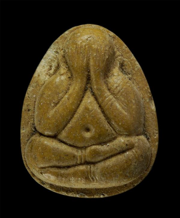 พระปิดตามหาอุตม์ มหาลาภ เนื้อเกษรดอกไม้ ผงว่าน108 ผงน้ำมัน รุ่นสร้างเจดีย์ วัดโป่งผา ต.โป่งงาม อ.แม่สาย จ.เชียงราย พ.ศ.2539 - 40 ค [..] | https://kamulet.in.th