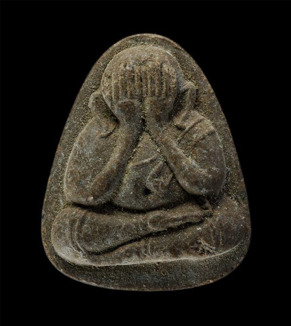 พระปิดตามหาอุตม์ หลวงปู่ดุลย์ อินทวีโร วัดบ้านตาล อ.พิมาย จ.นครราชสีมา ปี2538 เนื้อผงพุทธคุณ ผงว่าน ชานหมาก พระเก่าสวยมวลสารดี สร้ [..] | https://kamulet.in.th