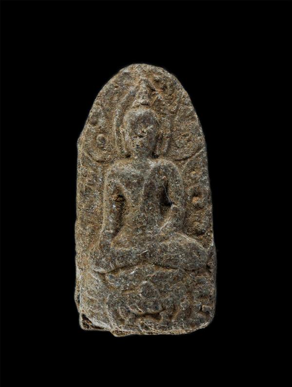 พระเนื้อผง ว่าน หลังยันต์ เนื้อว่านเก่าสวย ไม่ทราบที่ | https://kamulet.in.th