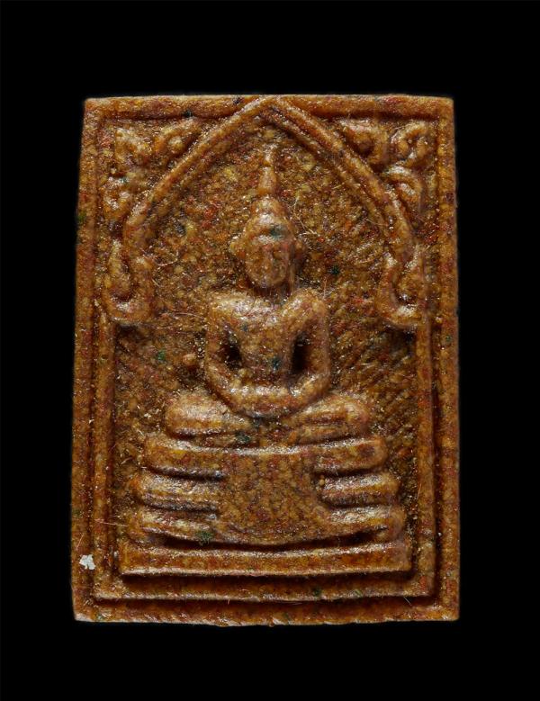 หลวงพ่อโสธร วัดหนองกระดูกควาย ต.ทุ่งขวาง อ.พนัสนิคม จ.ชลบุรี ปี2538 เนื้อผงพุทธคุณ ผงกระเบื้องหลังคาโบสถ พระเกจิร่วมปลุกเสกหลายท่า [..] | https://kamulet.in.th