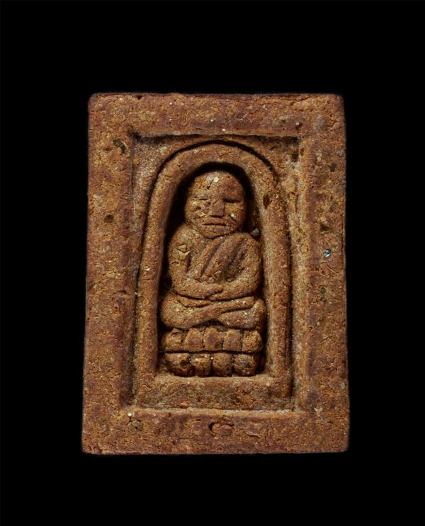 พระสมเด็จหลวงพ่อทวด พิมพ์สมเด็จเนื้อว่าน วัดห้วยมงคล จ.ประจวบคีรีขันธ์ ที่ระลึกสร้างพระบรมสารีริกธาตุศรีลังกา ครบรวบ 1 ปี ปี2548 เ [..] | https://kamulet.in.th