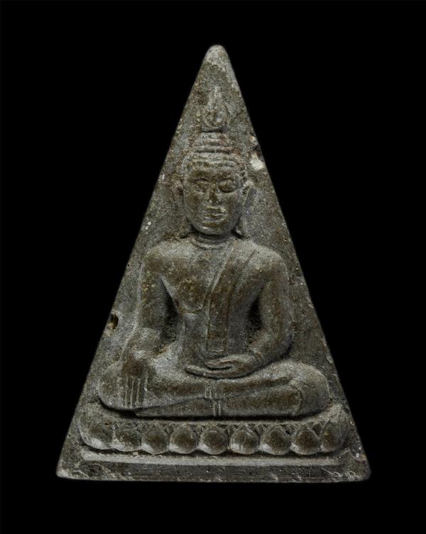 พระสมเด็จนางพญา หลังยันต์ห้า หลวงพ่อสวัสดิ์ วัดกระแสบน ออกวัดพลาตาเอี่ยม จ.ระยอง เนื้อผงพุทธคุณ ผงว่าน | https://kamulet.in.th