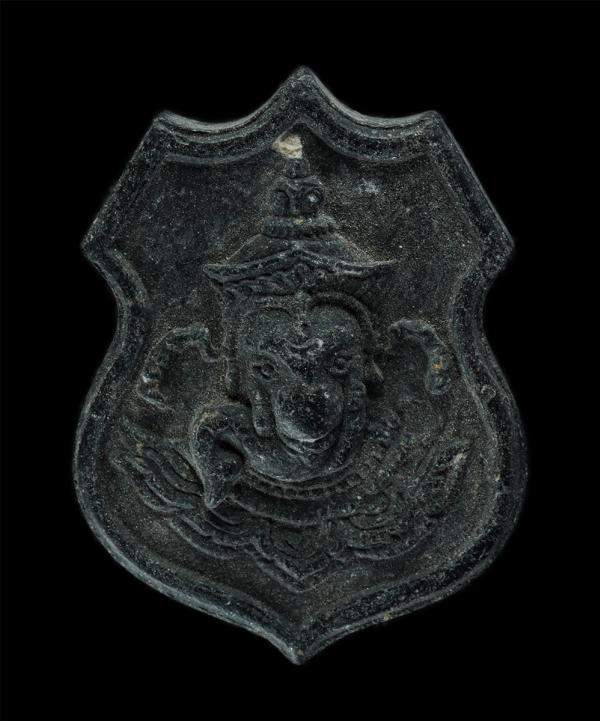 พิฆเนศมหาเศรษฐี หลังพญาครุฑ วัดธาตุทอง จ.ชลบุรี เนื้อผงพุทธคุณ ผงว่าน ผงใบลาน | https://kamulet.in.th