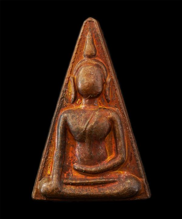 พระนางพญา วัดพระพุทธบาท ราชวรมหาวิหาร จ สระบุรี พิธีมหาพุทธาภิเษกครั้งใหญ่ที่สุด ปลุกเสก 3 วัน 3 คืน โดยพระคณาจารย์ 672 รูป วันที่ [..] | https://kamulet.in.th