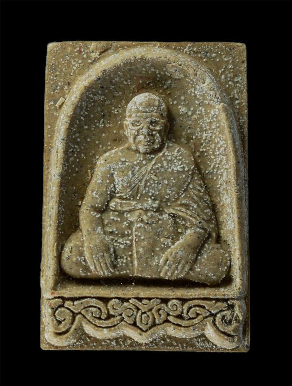 พระผงรุ่นแรก รุ่นแขนใหญ่รับทรัพย์ หลวงปู่ตาทิพย์ หลวงปู่จวบ สุภัทโท(พระญาณรังษี) วัดพลับ(วัดราชสิทธาราม ราชวรวิหาร) กรุงเทพฯ ที่ระ [..] | https://kamulet.in.th