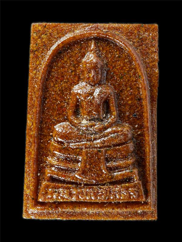 หลวงพ่อโสธร เนื้อกระเบื้องหลังคาโบสถ 9 วัด วัดหนองเสม็ดสันติธรรมาราม ต.บ่อกวางทอง อ.บ่อทอง จ.ชลบุรี พระเก่าสวย มวลสารดี พิธีใหญ่ น [..] | https://kamulet.in.th